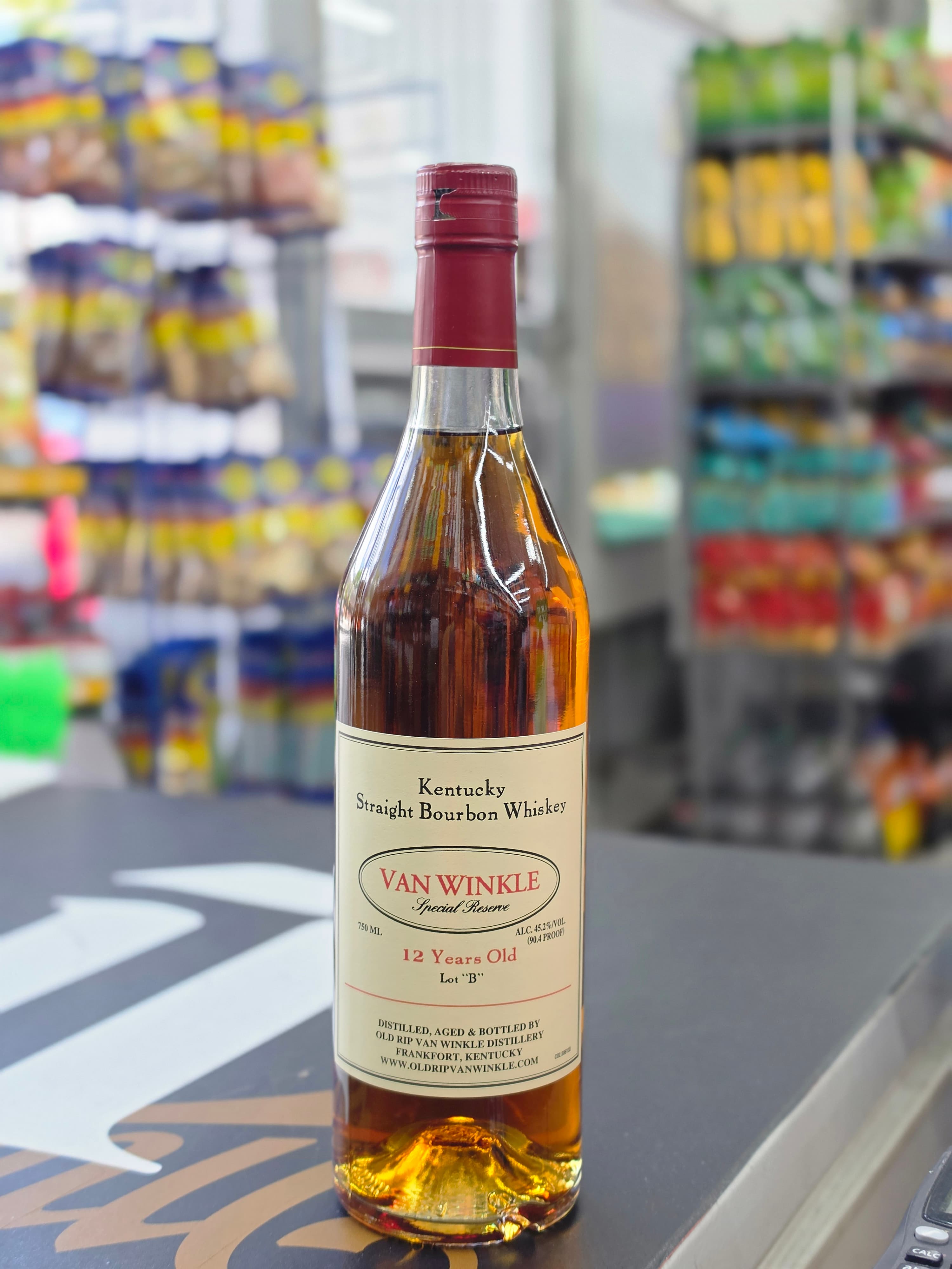 Van Winkle 90.4 Proof Special Reserve Kentucky Straight 12 Year Bourbon Whiskey Bottle 
